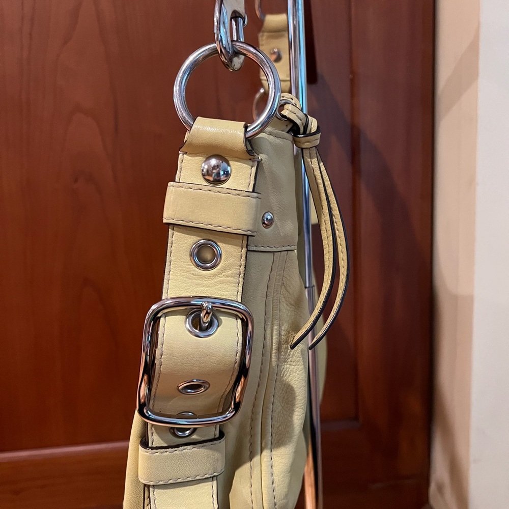 Coach Yellow Leather Shoulder Bag with Silver Hardware - Picture 5 of 11